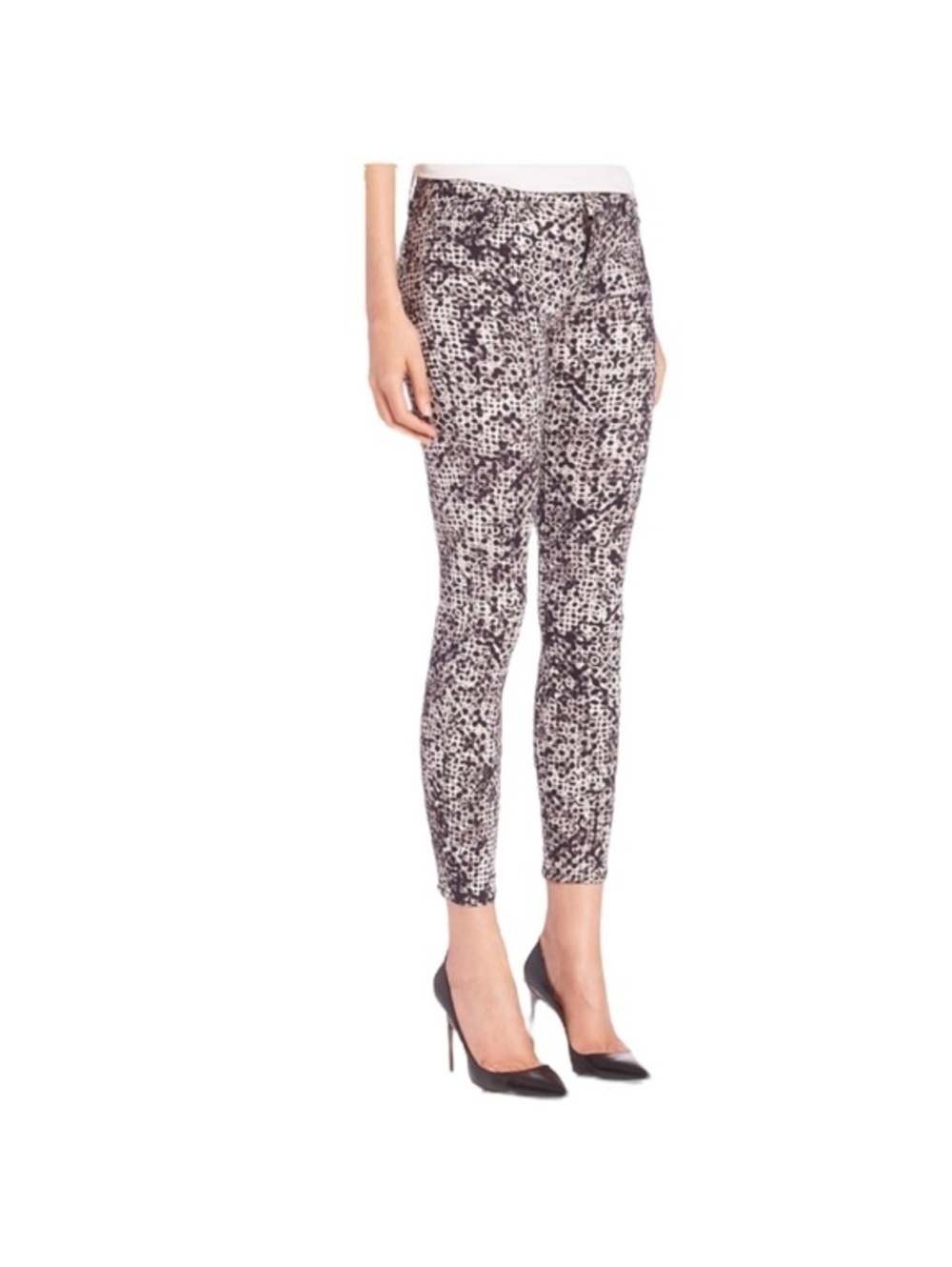 28 J Brand Printed Mid-Rise Cropped Capri Jeans in Elysium - Picture 3 of 15
